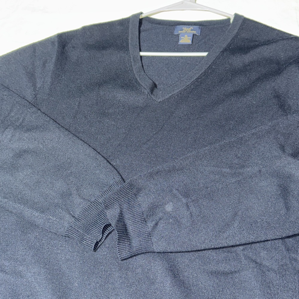 Brooks Brothers 346 Sweater Mens XL Black Fine Italian Merino Wool V Neck Casual